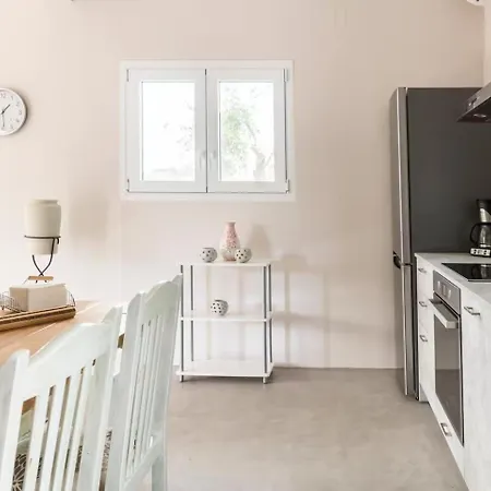 Vakantiehuis Private House With Garden Next To The