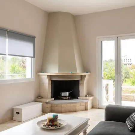 Vakantiehuis Private House With Garden Next To The