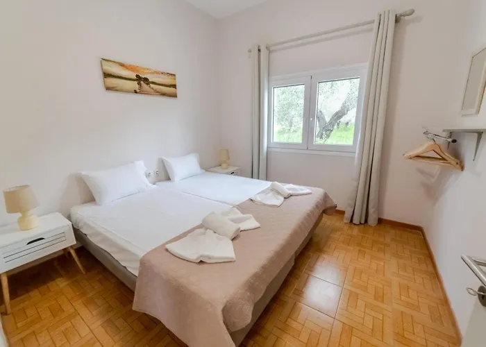 Private House With Garden Next To The Vakantiehuis
